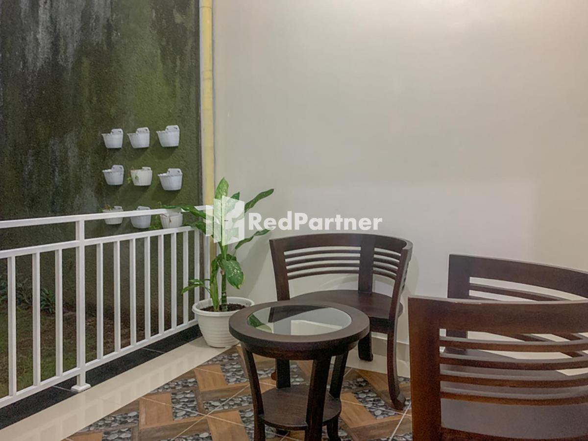 Reddoorz Syariah At Hotel Nuri Indah Dongkelan Yogyakarta 반툴 외부 사진